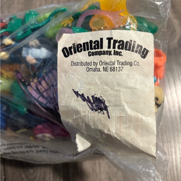 Vintage Oriental Trading Co. Finger Pupped Lot (50 CT) - Picture 2 of 6